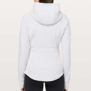 Lululemon State Seeker Jacket

Light Chrome